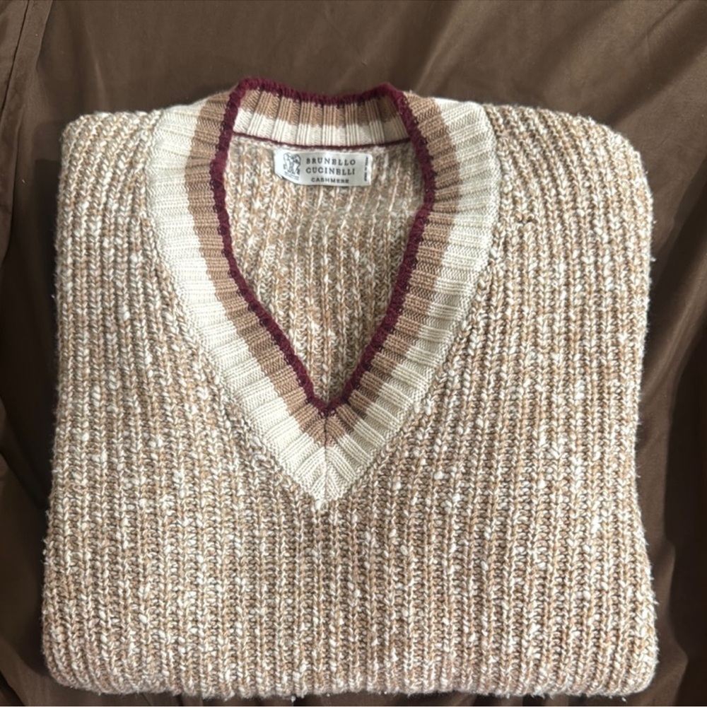 Brunello Cucinelli Beige and Cream V-Neck Sweater